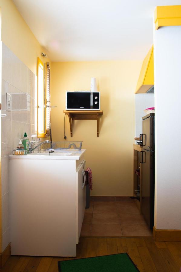 Studio Calme Et Chaleureux Apartment Brive-la-Gaillarde Exterior photo